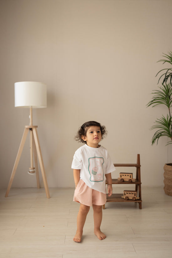 The Playful Kid Tee - Green Edit