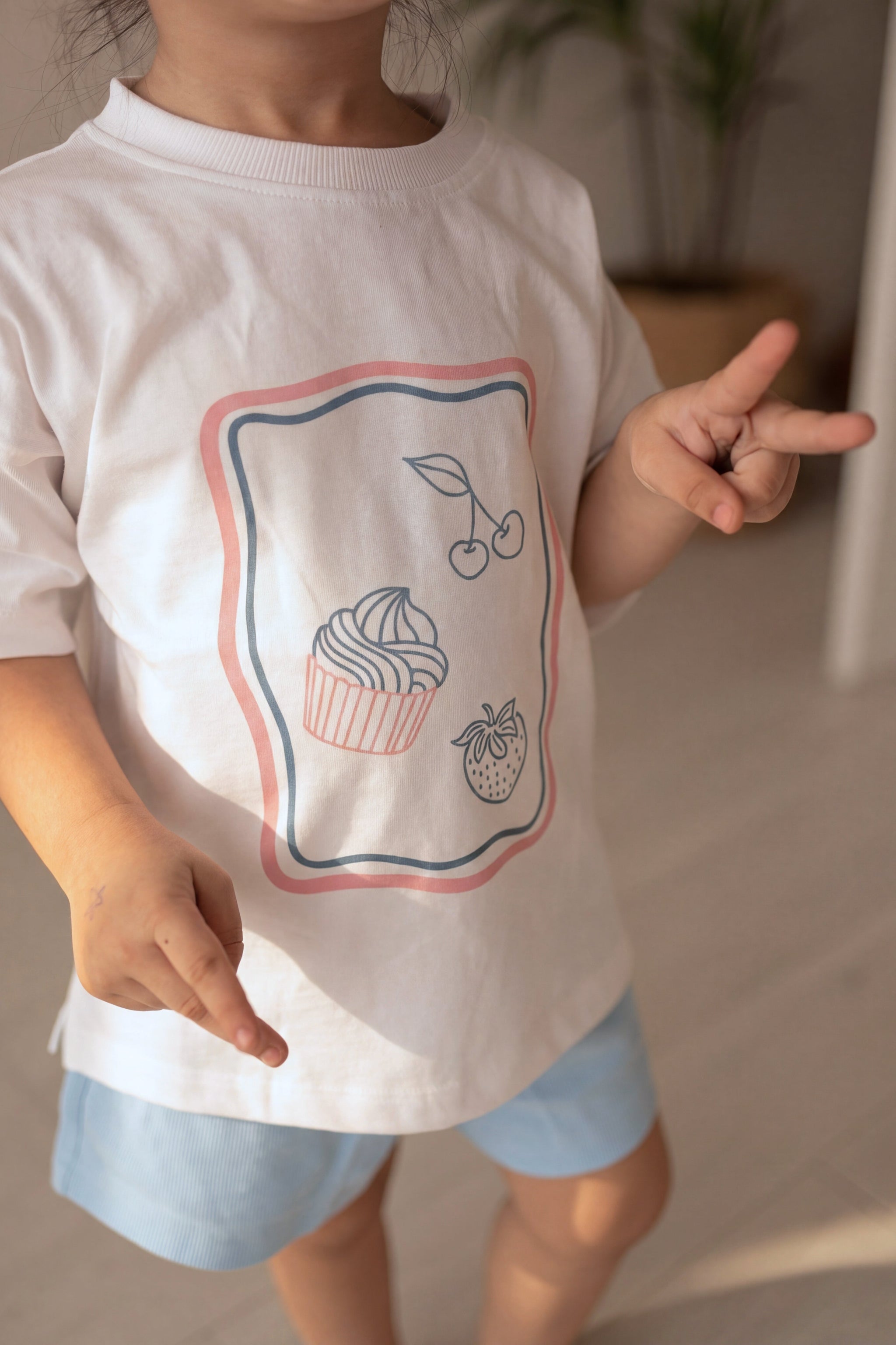 The Playful Kid Tee - Pink Edit